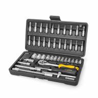 Coffret clé à cliquet et douilles