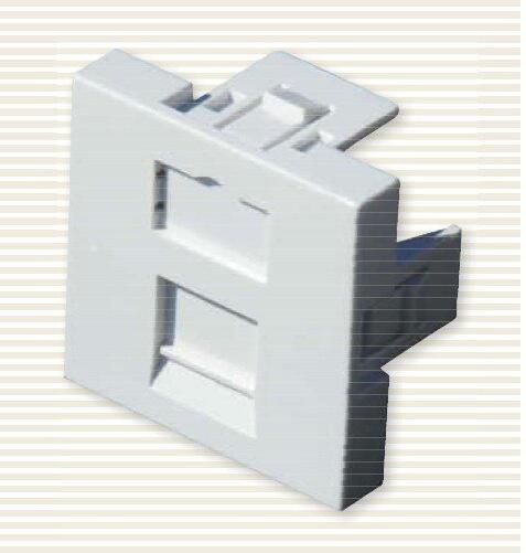 Plastron droit - Prise RJ45